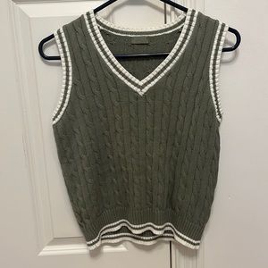 brandy melville vest - one size